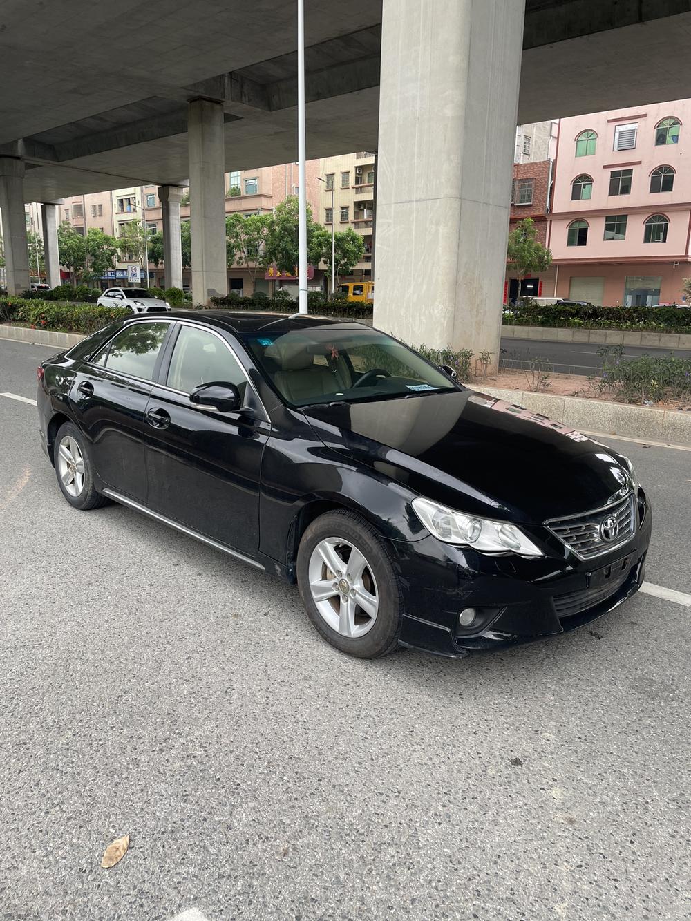 Toyota Reiz