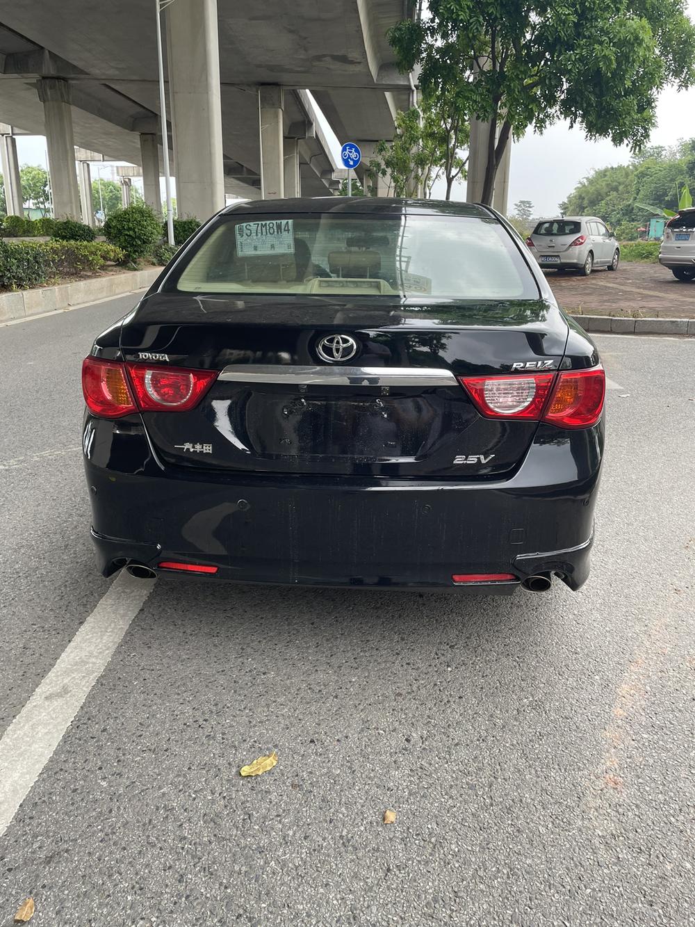 Toyota Reiz