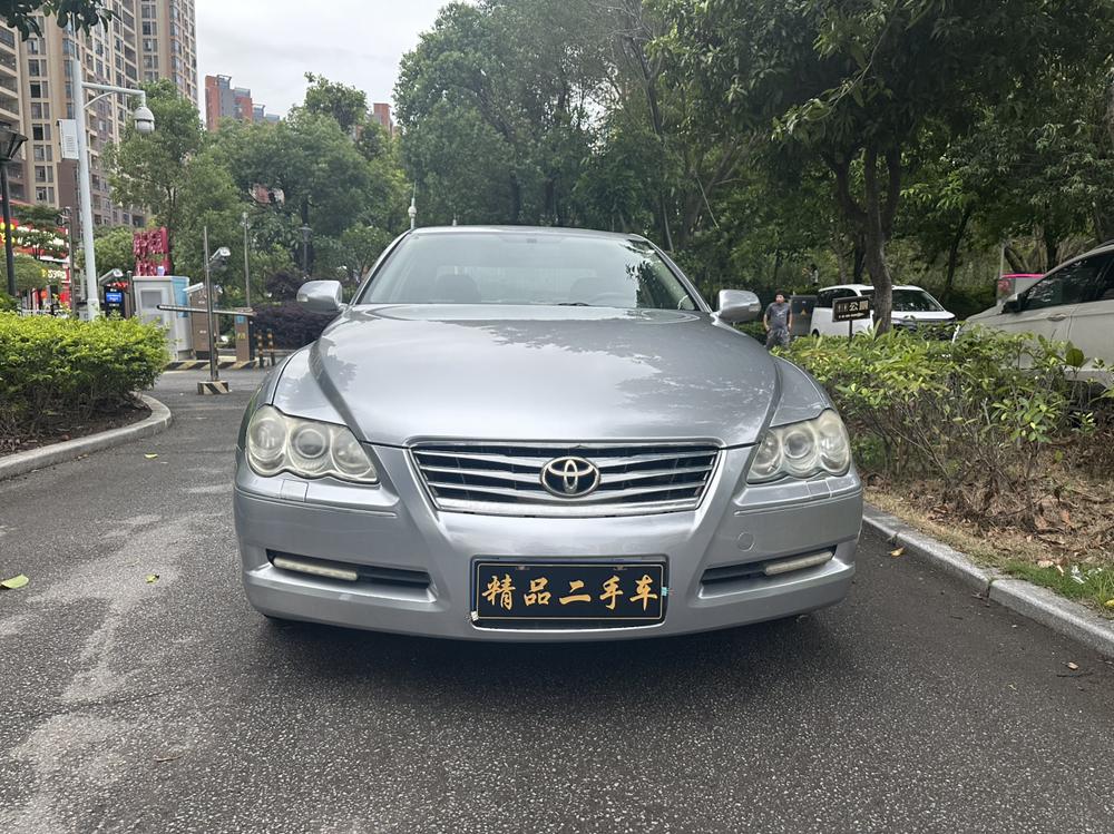 Toyota Reiz