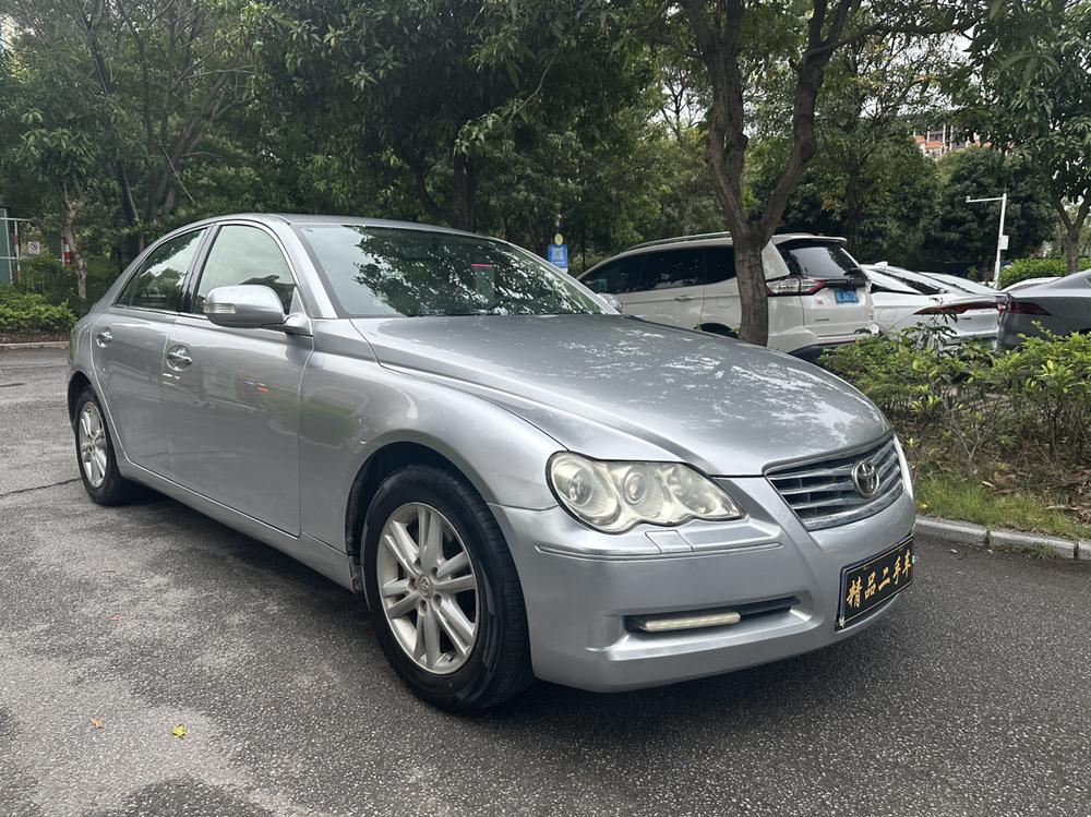 Toyota Reiz