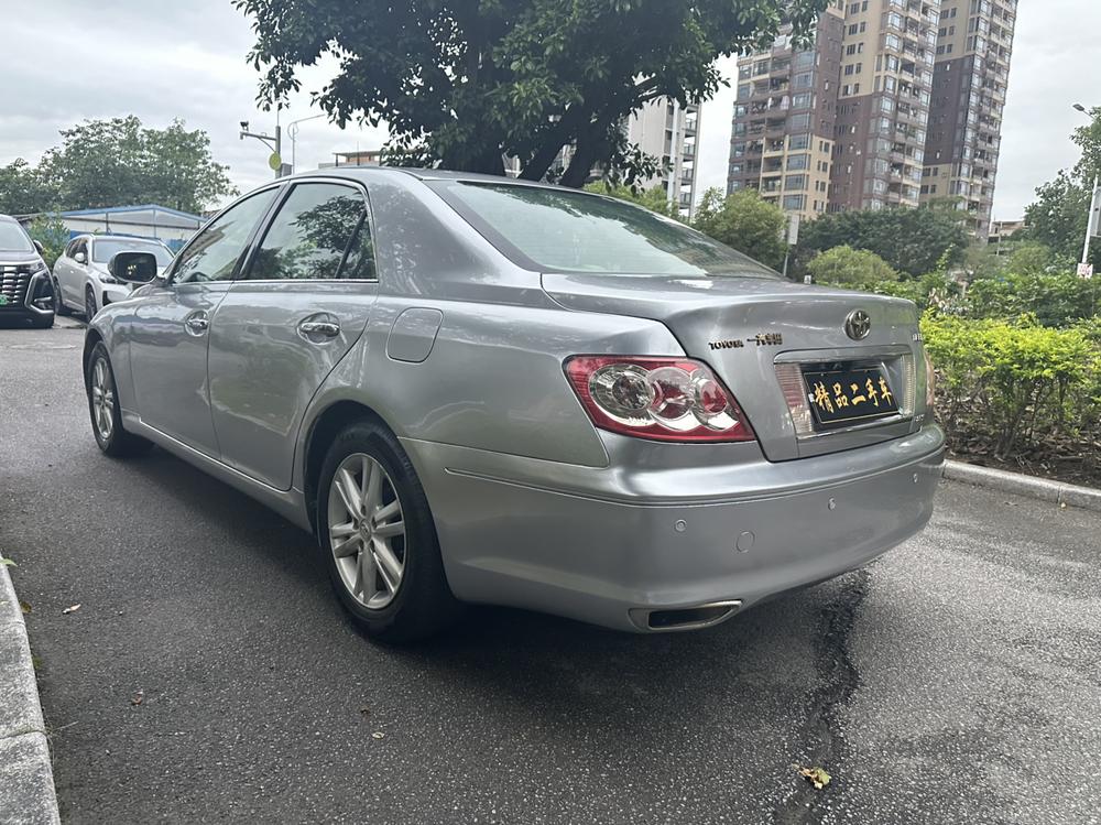 Toyota Reiz