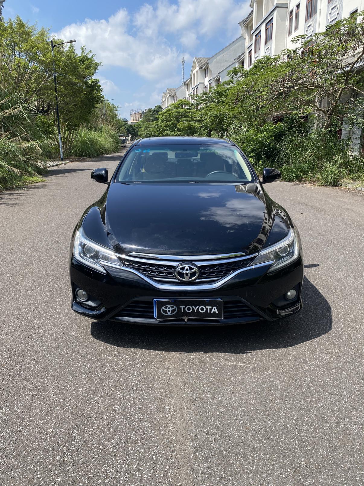 Toyota Reiz
