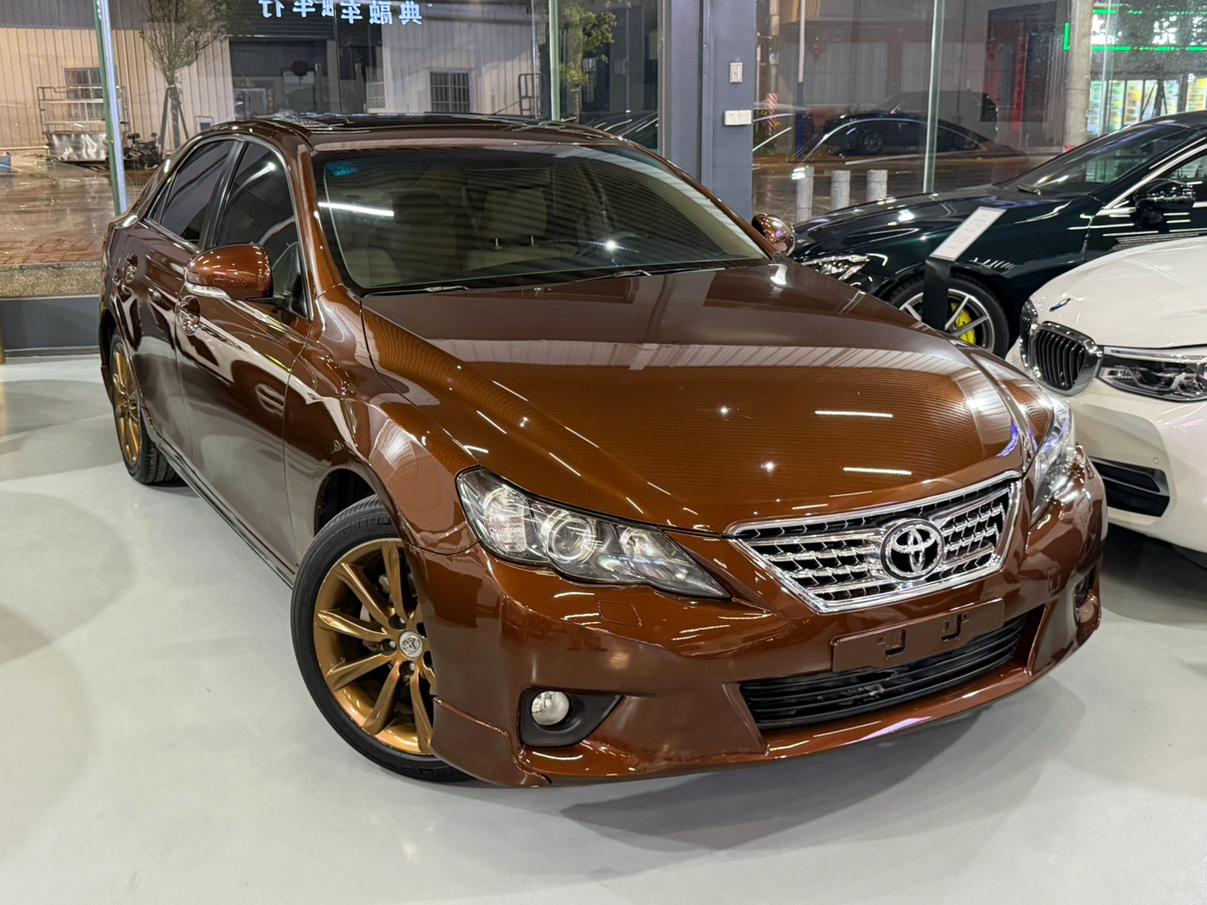 Toyota Reiz