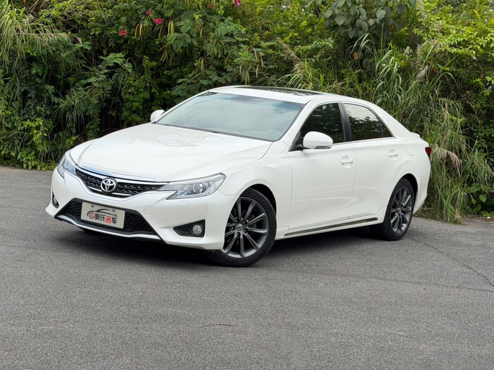 Toyota Reiz