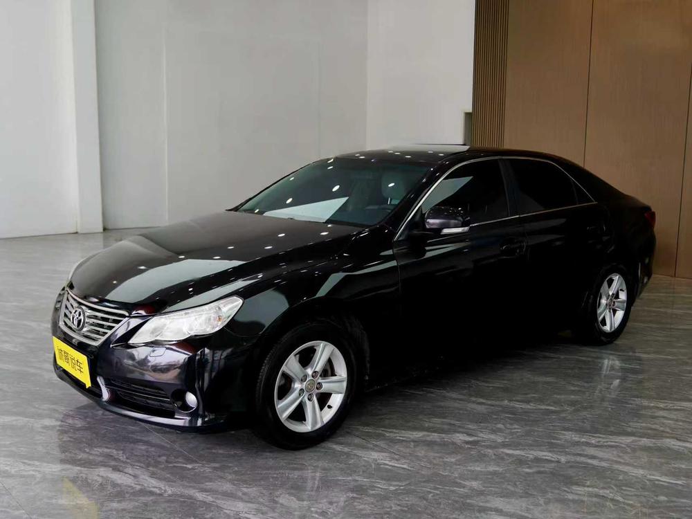 Toyota Reiz