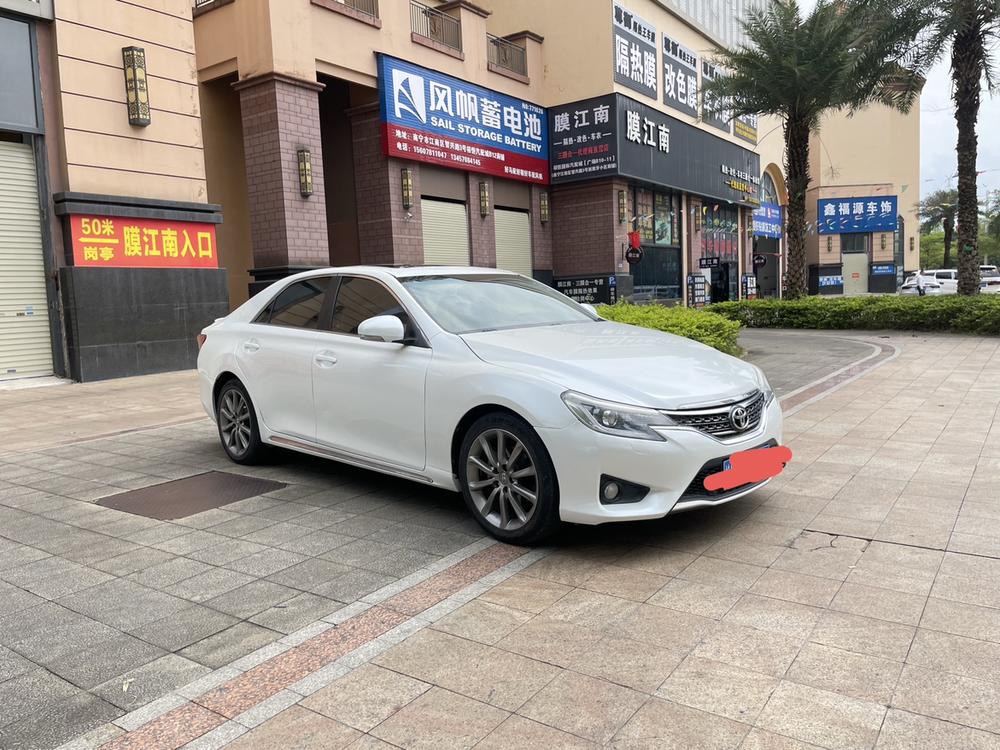 Toyota Reiz