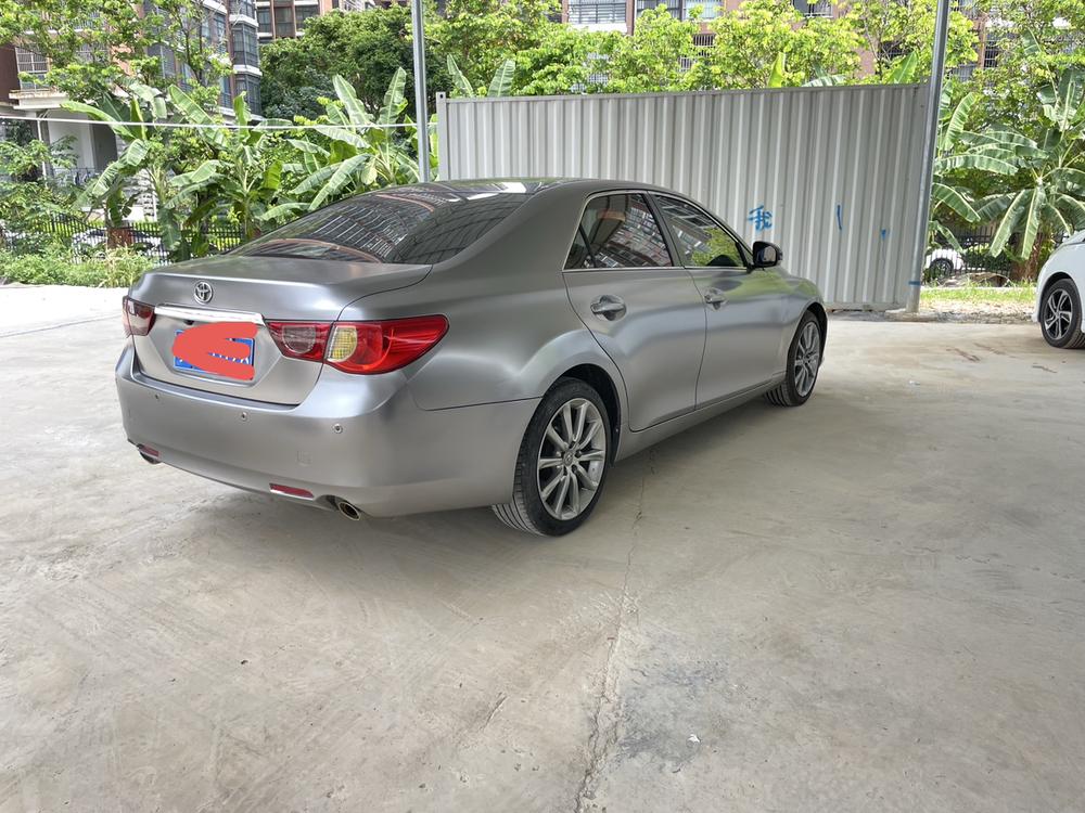 Toyota Reiz