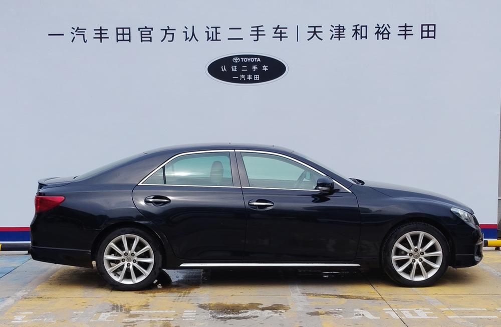 Toyota Reiz