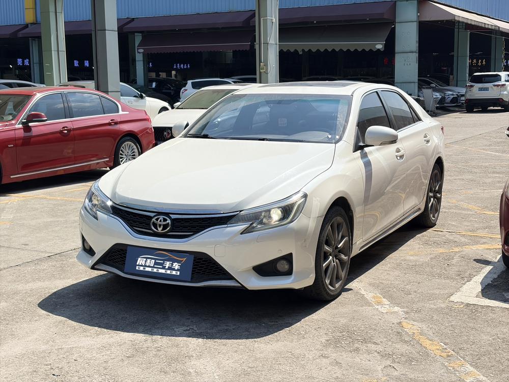 Toyota Reiz