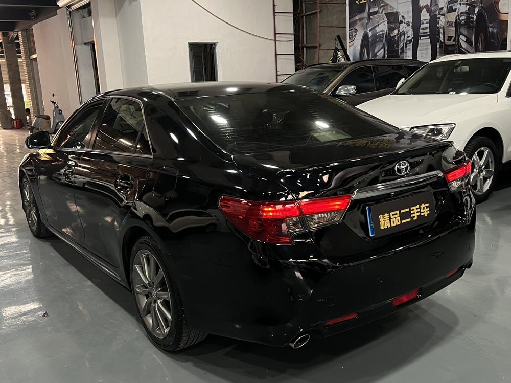 Toyota Reiz