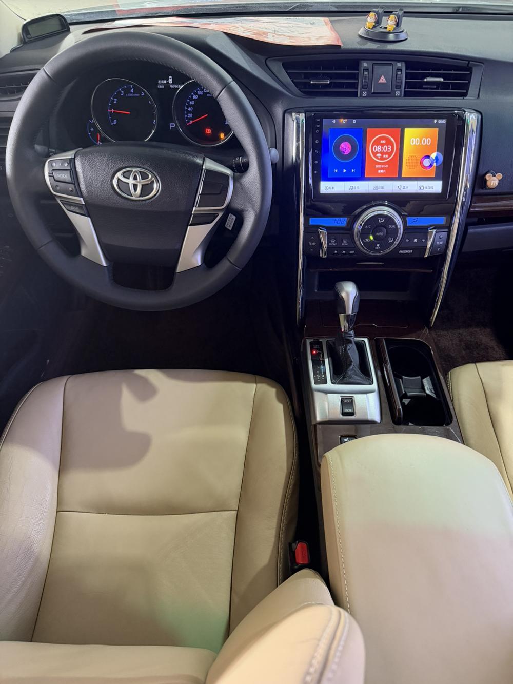 Toyota Reiz