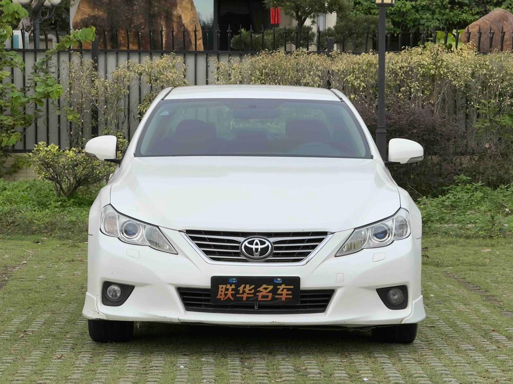 Toyota Reiz