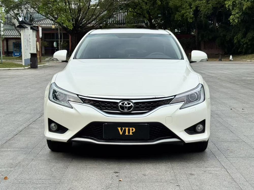 Toyota Reiz