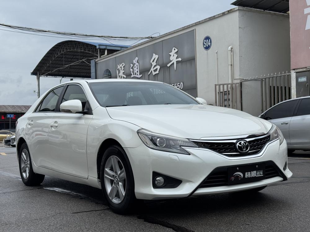 Toyota Reiz