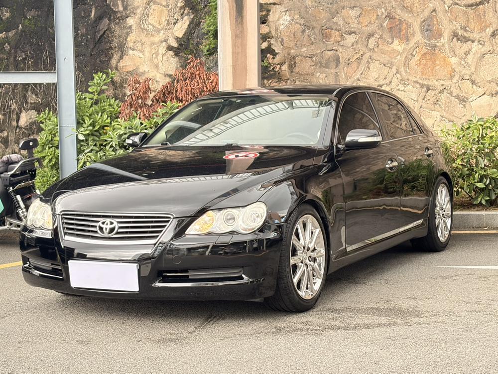 Toyota Reiz