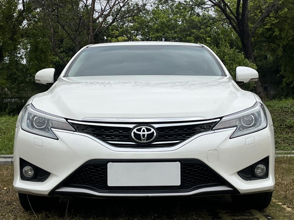 Toyota Reiz