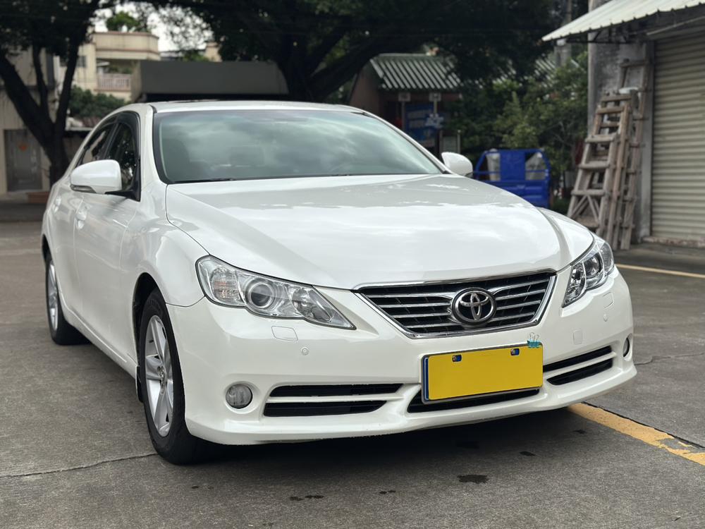 Toyota Reiz