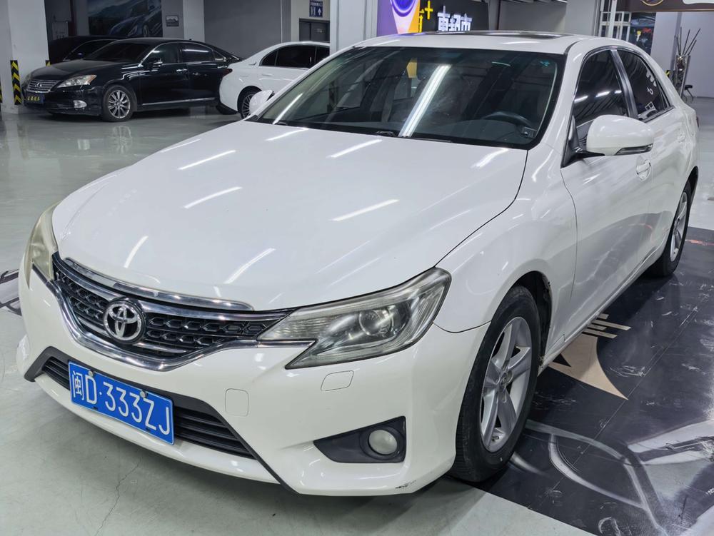 Toyota Reiz