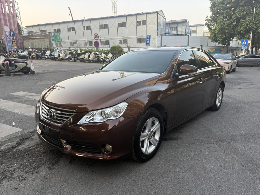 Toyota Reiz