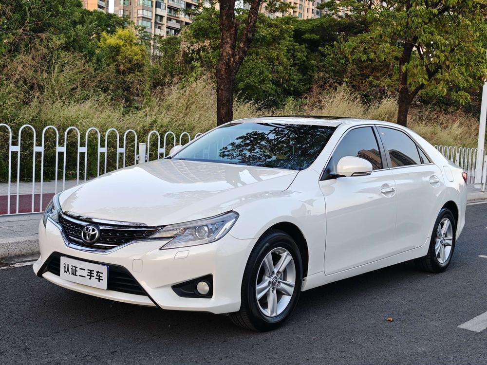 Toyota Reiz