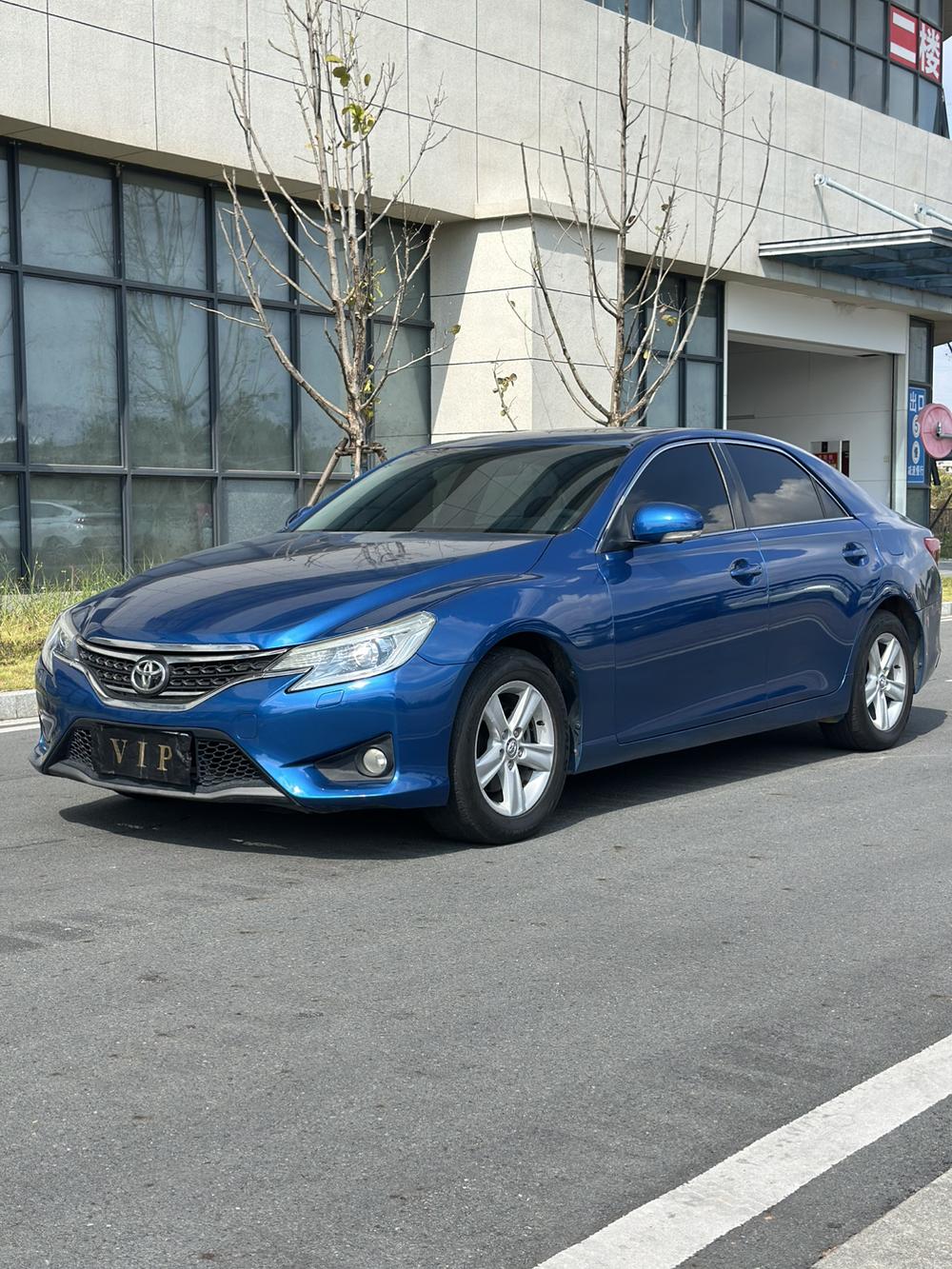 Toyota Reiz