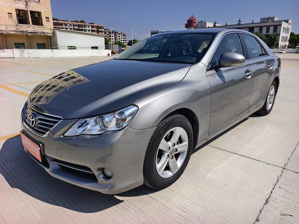 Toyota Reiz