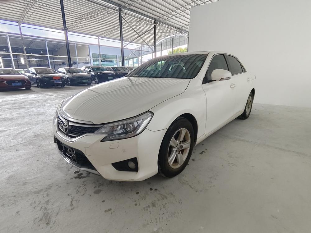 Toyota Reiz