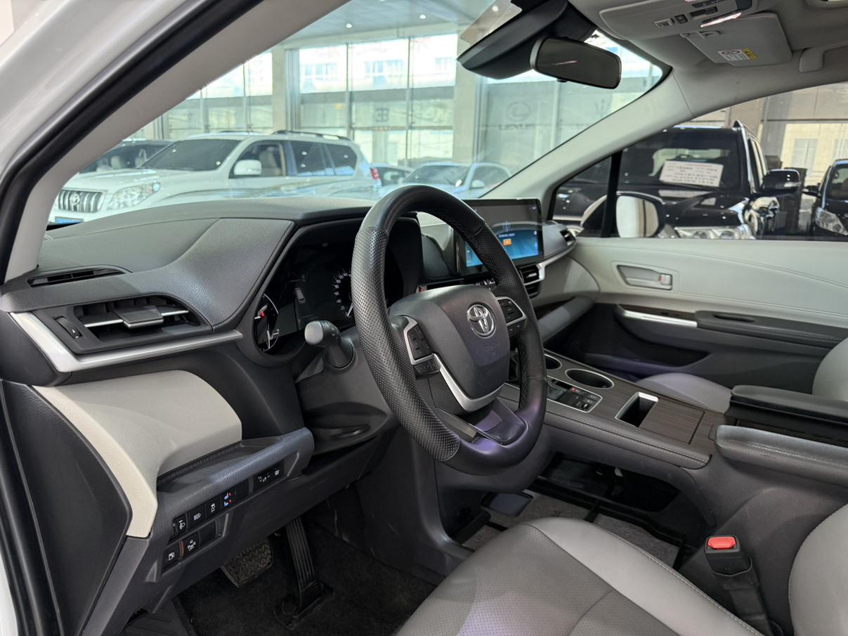 Toyota Sienna