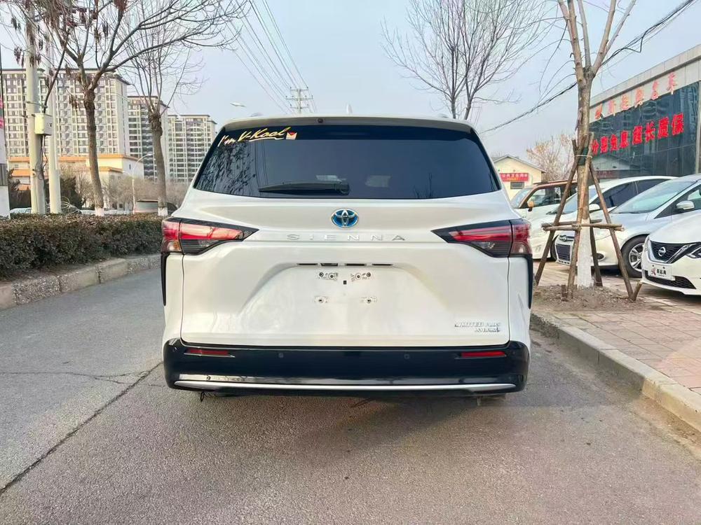 Toyota Sienna