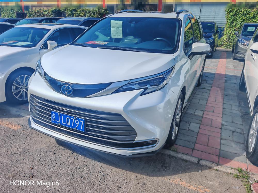 Toyota Sienna