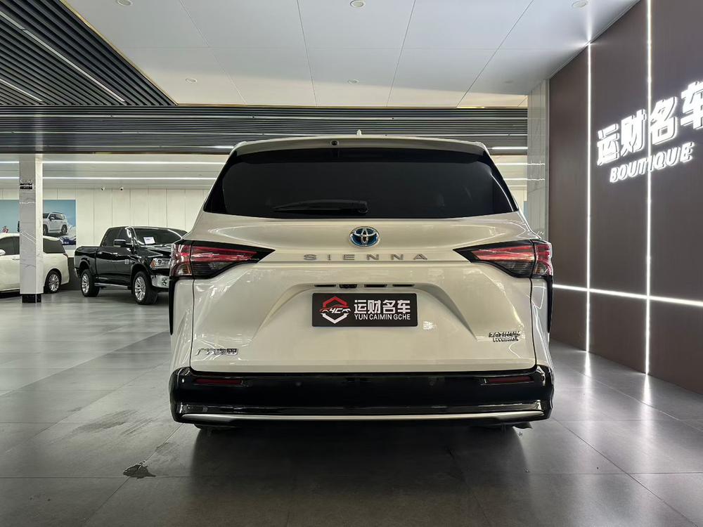 Toyota Sienna