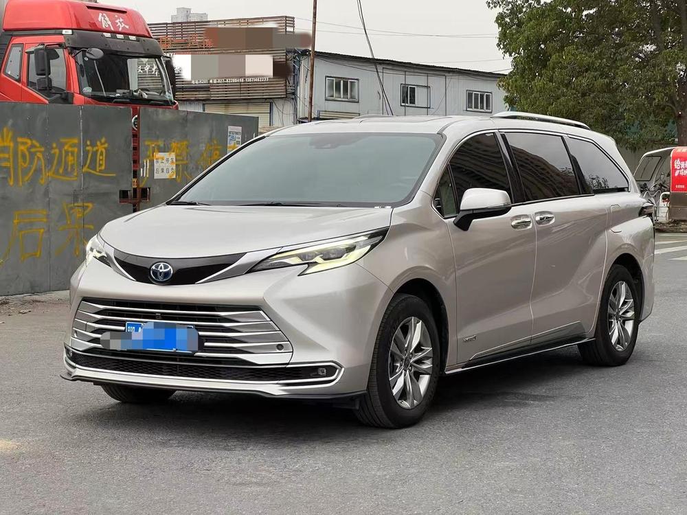 Toyota Sienna