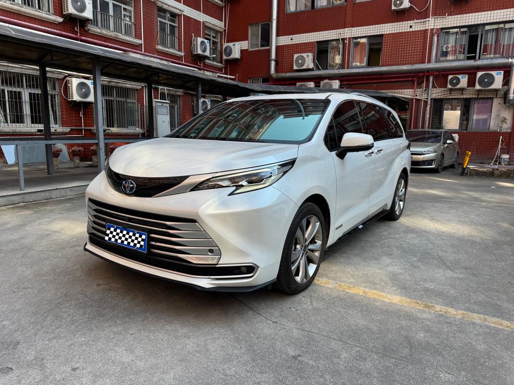 Toyota Sienna