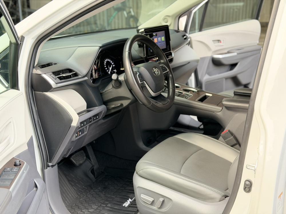 Toyota Sienna