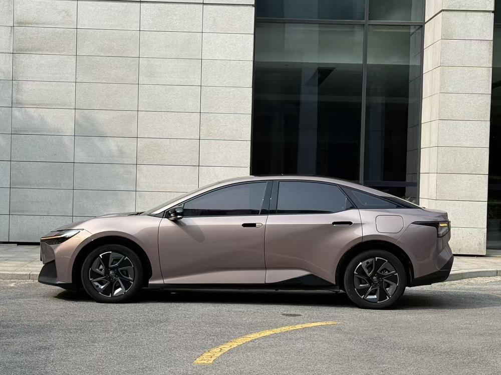 Toyota Toyota bZ3