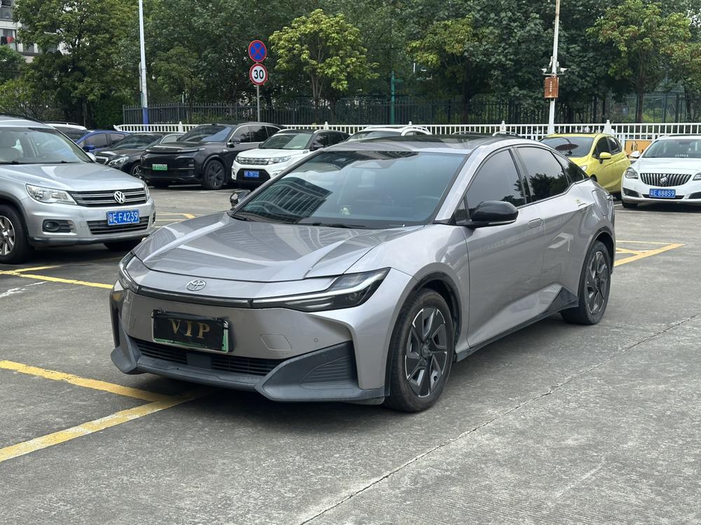 Toyota Toyota bZ3