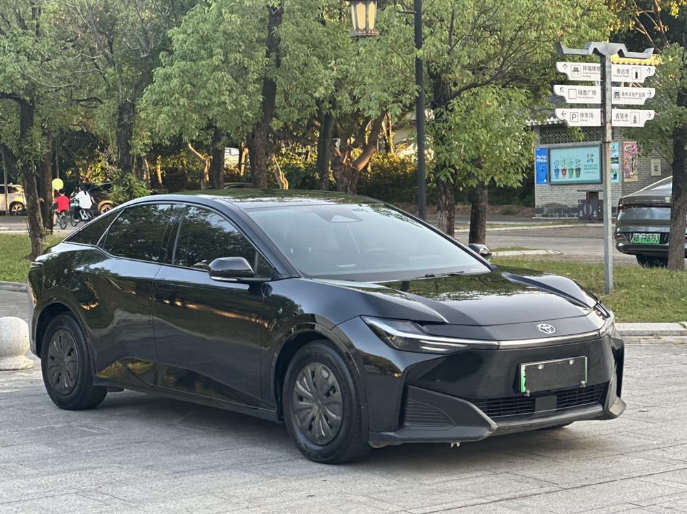 Toyota Toyota bZ3
