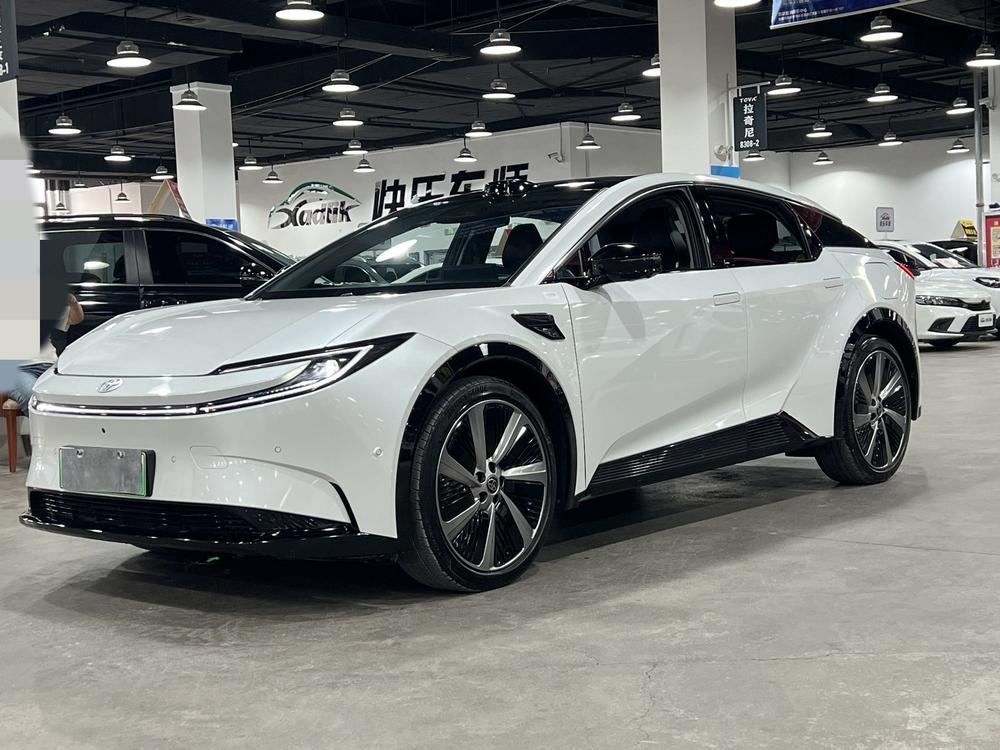 Toyota Toyota bZ5