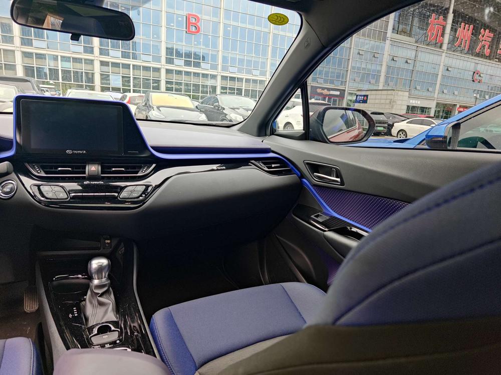 Toyota Toyota C-HR
