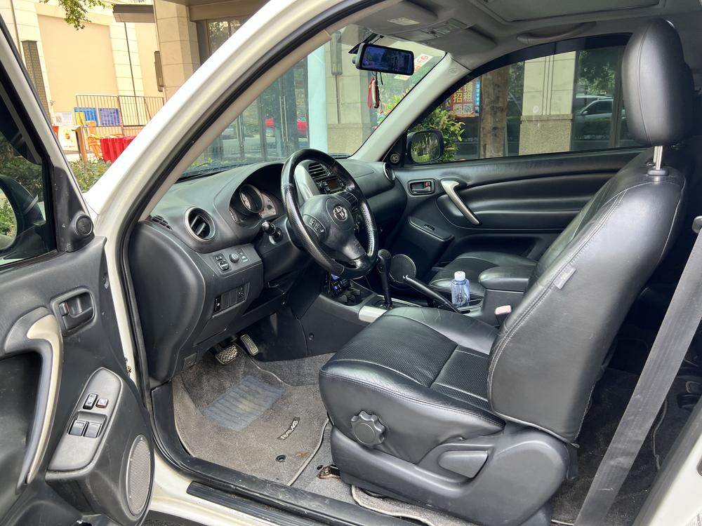 Toyota Toyota RAV4 (Import)