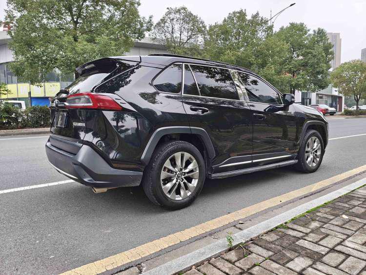 Toyota Wildlander