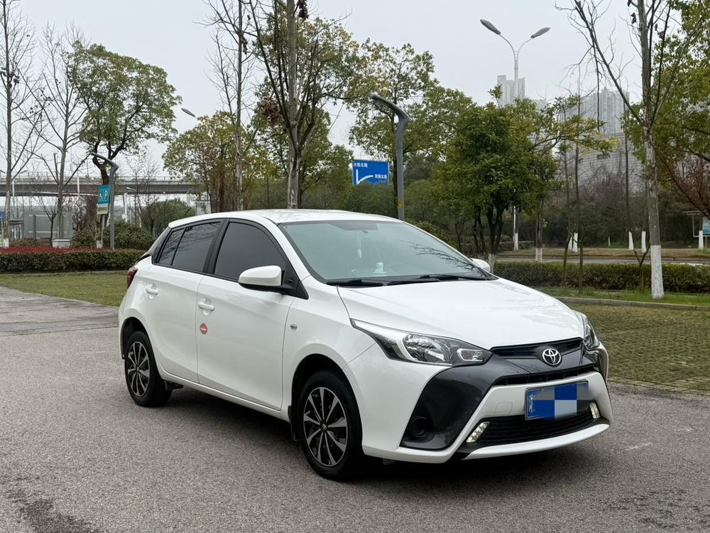 Toyota Yaris L Sedan