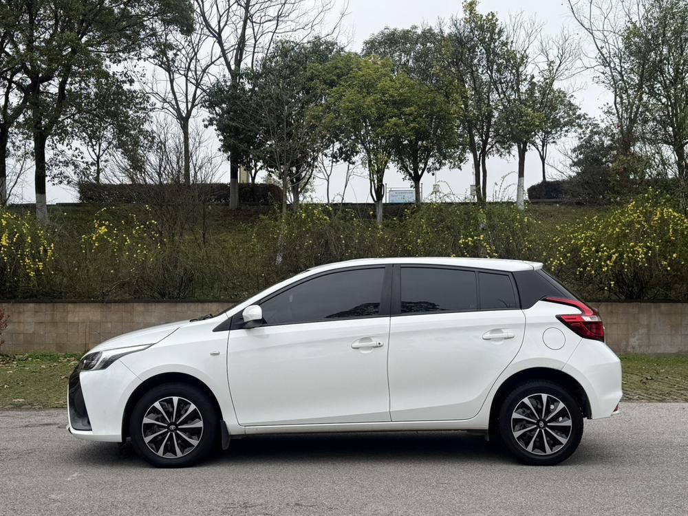 Toyota Yaris L Sedan
