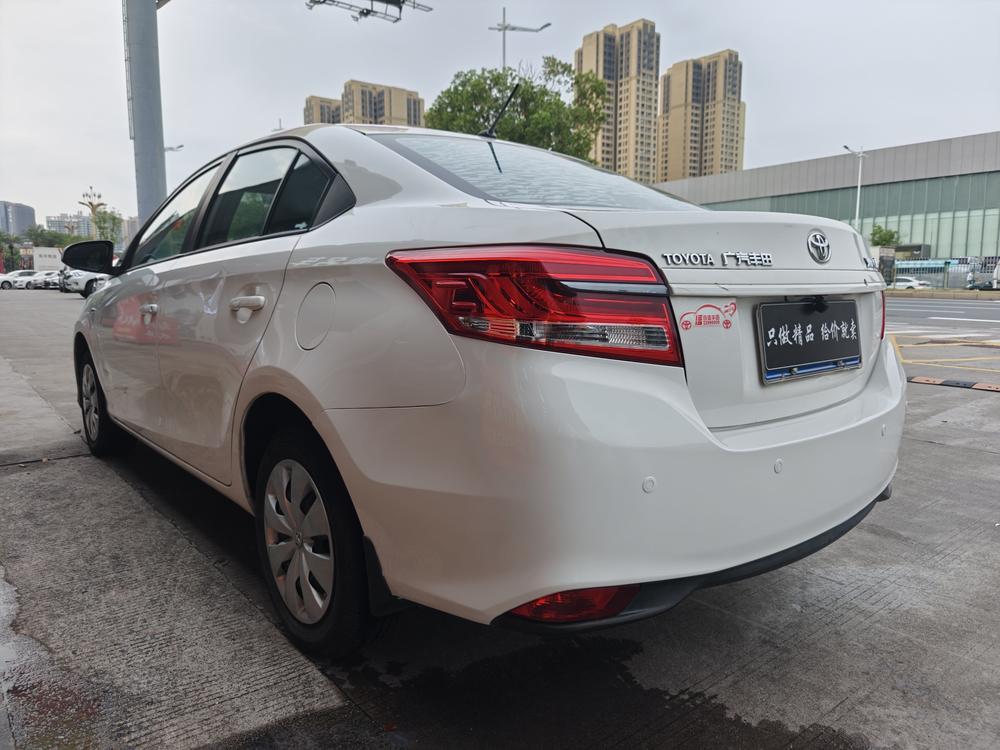 Toyota Yaris L Sedan