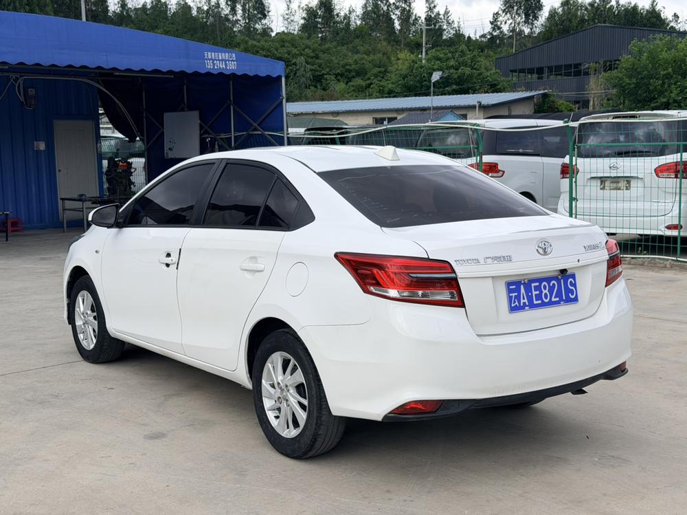 Toyota Yaris L Sedan