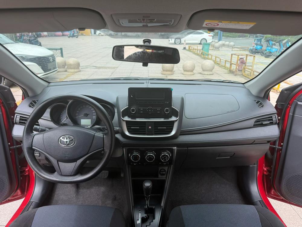 Toyota Yaris L Sedan