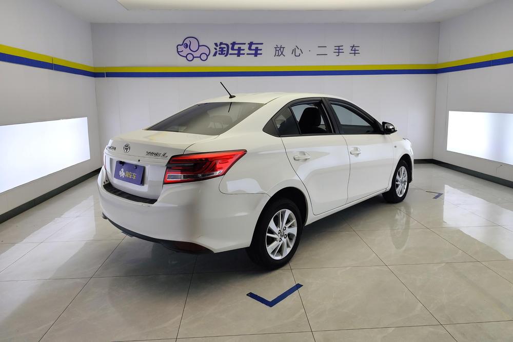Toyota Yaris L Sedan
