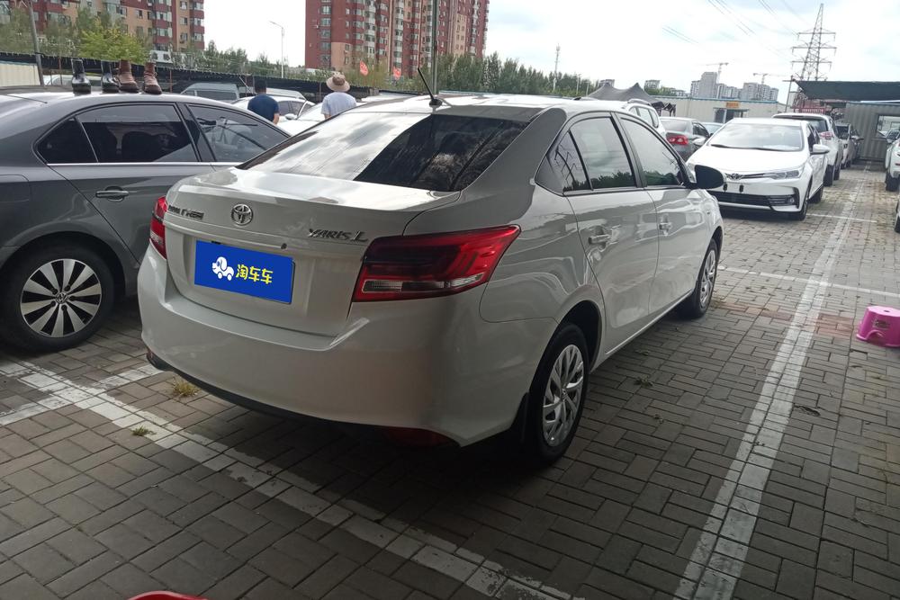Toyota Yaris L Sedan