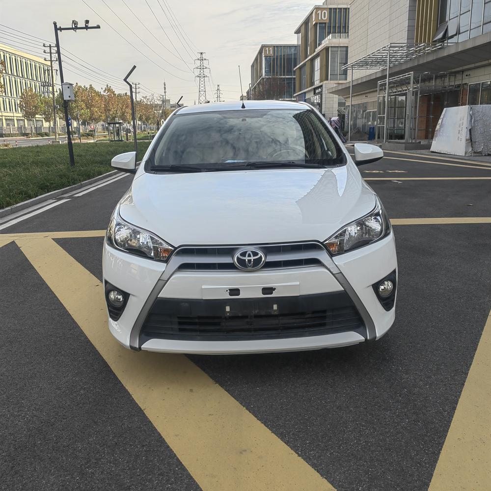 Toyota Yaris L