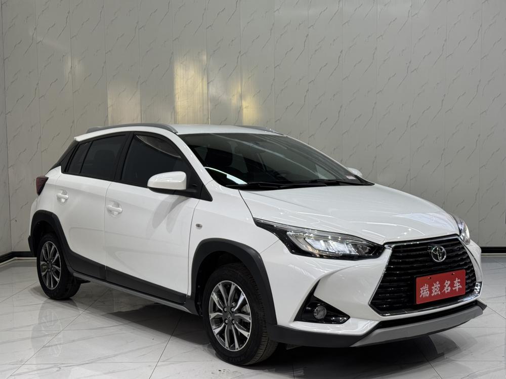 Toyota Yaris L